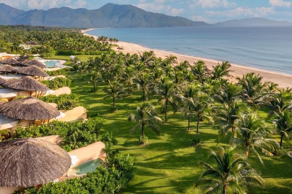 Отель Ana Mandara Cam Ranh 5*