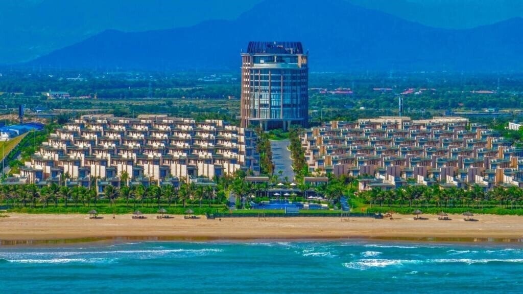 Отель Cam Ranh Mystery Villas & SPA 5*