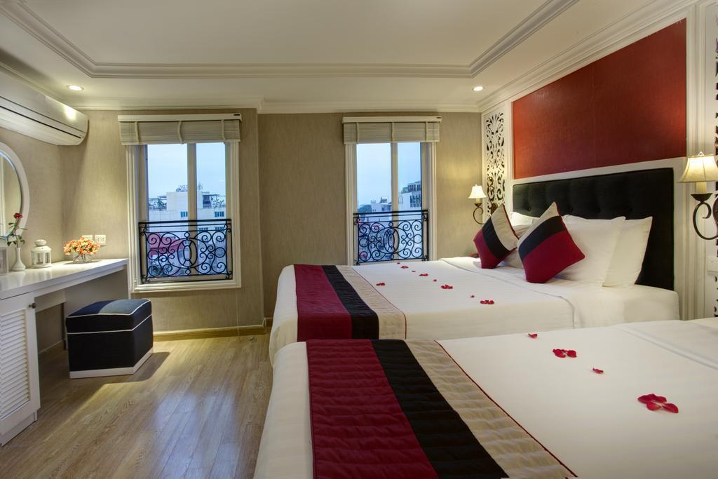 Отель Oriental Central Hotel 3*
