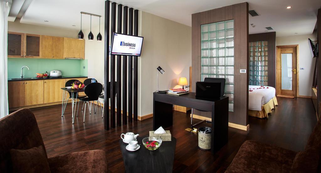 Отель Parkside Sunline 3*