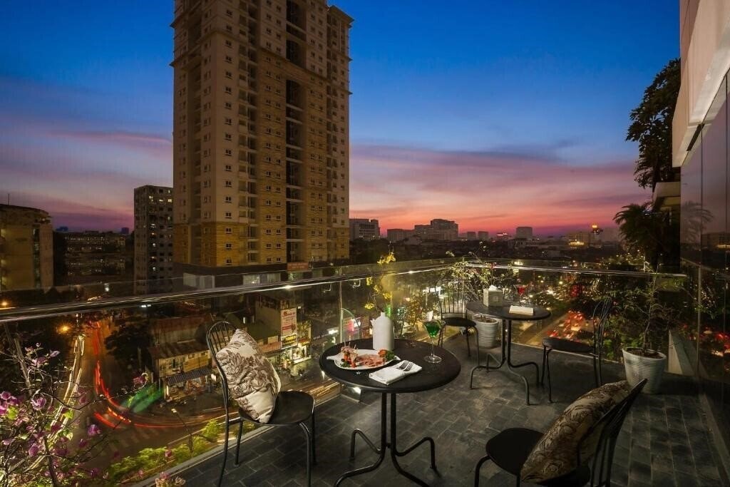 Отель Parkside Sunline 3*