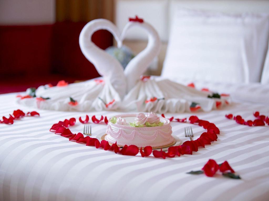 Отель Tu Linh Palace Hotel 2 3*