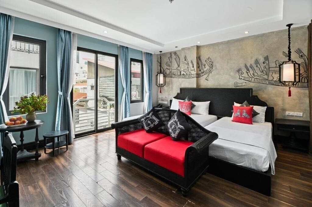 Отель Hanoi Indochine Premium Hotel (ex. Hanoi Hibiscus Hotel, 22Land Premium Hotel, 22Land Residence Hotel & SPA 52 Ngo Huyen) 4*