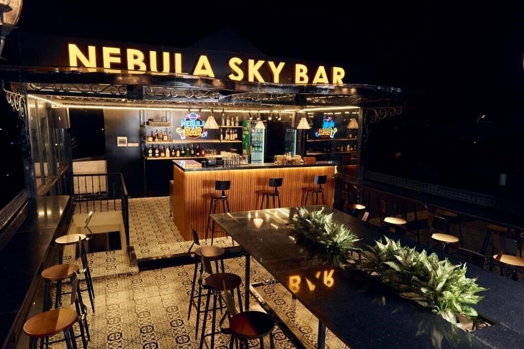 Картинка Hanoi Indochine Premium Hotel (ex. Hanoi Hibiscus Hotel, 22Land Premium Hotel, 22Land Residence Hotel & SPA 52 Ngo Huyen) 4*