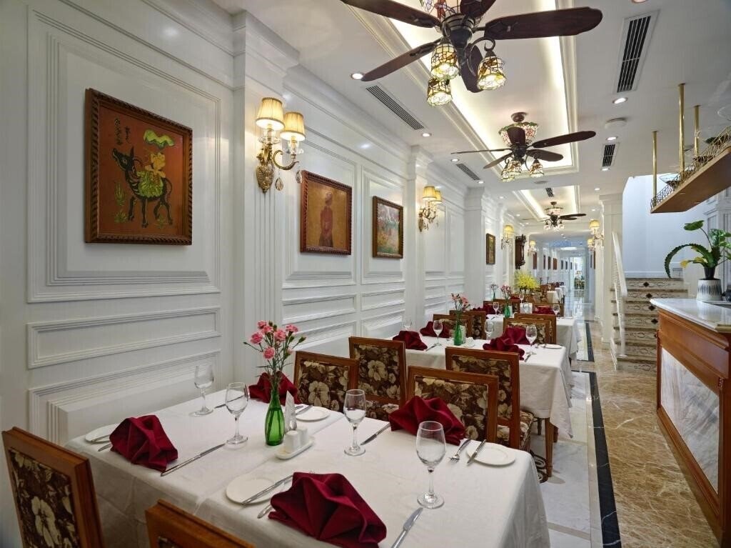 Изображение Silk Path Hanoi 4*