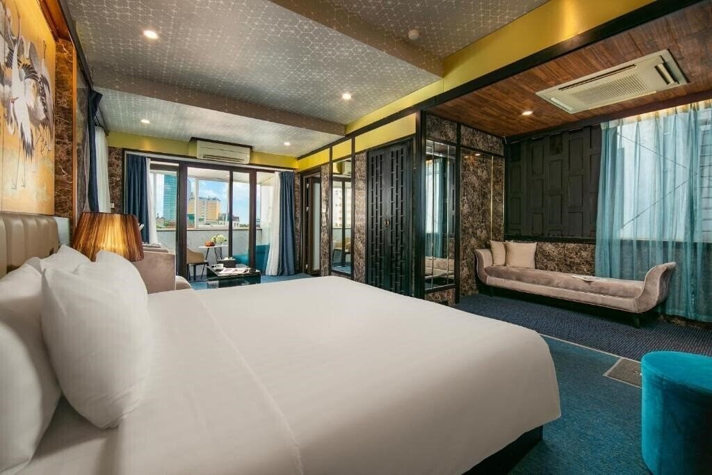 Отель Antique Hotel 3*