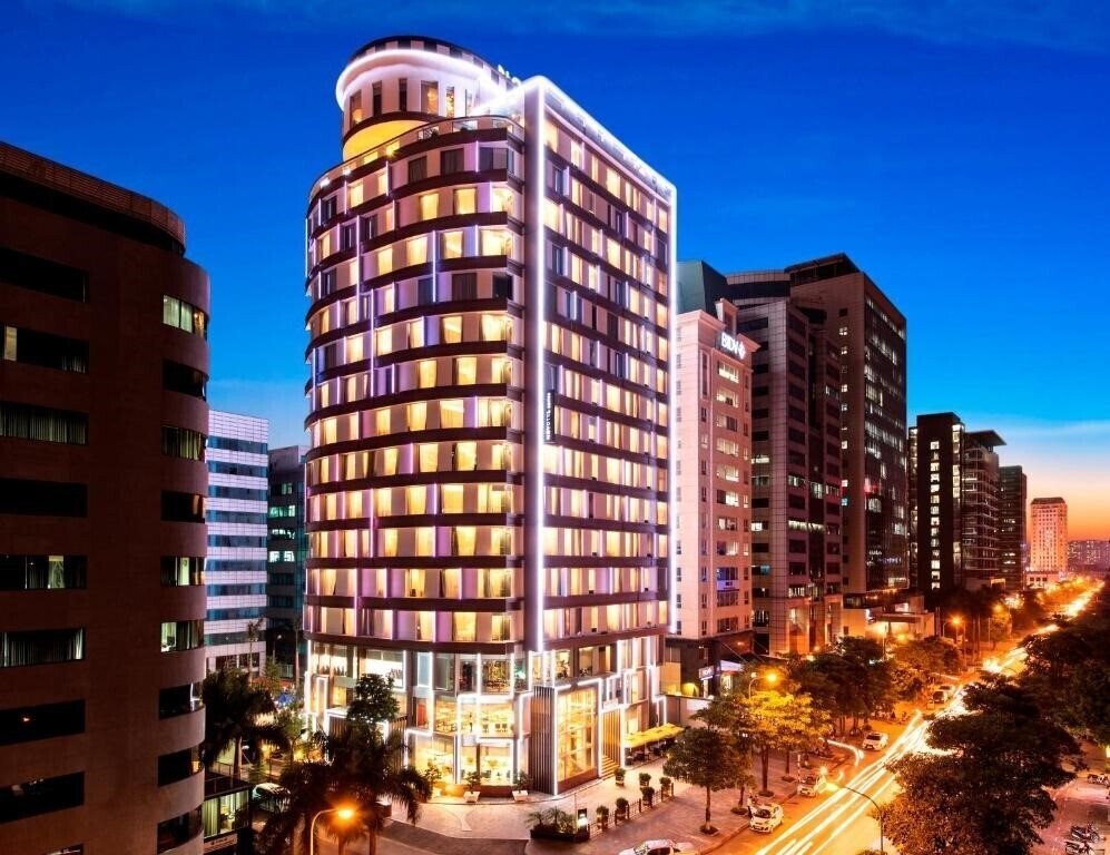 Отель Novotel Suites Hanoi 4*