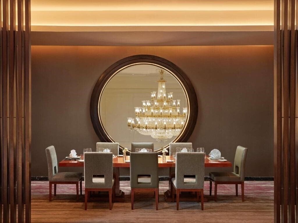 Картинка Movenpick Hotel Hanoi Centre 5*
