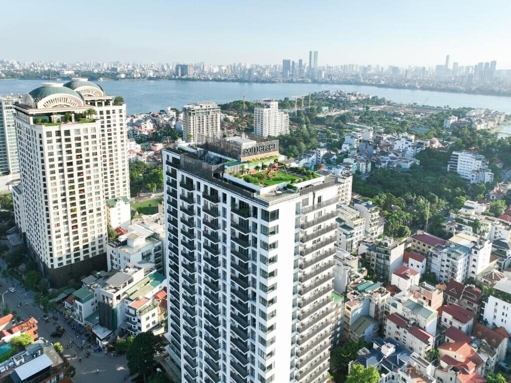 Фотография Somerset West Point Hanoi 5*