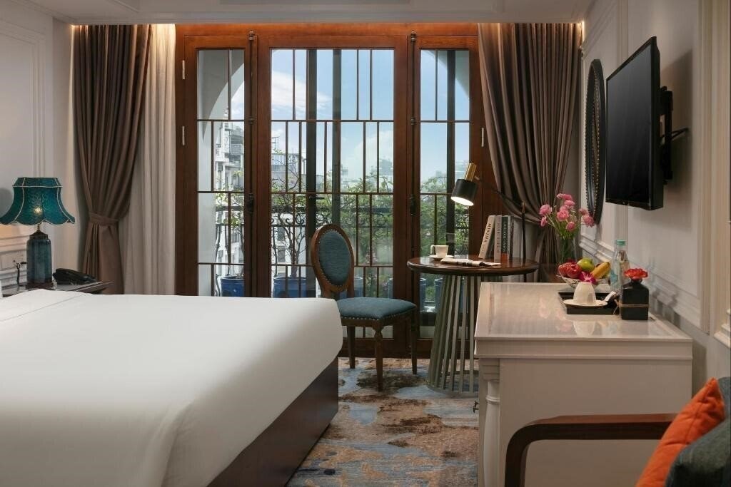 Фото The Oriental Jade Hotel 5*
