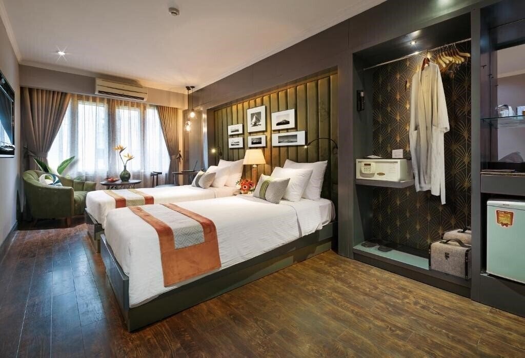 Отель Hanoi Center Silk Hotel & Travel (ex. Hanoi Center Silk Hotel) 4*