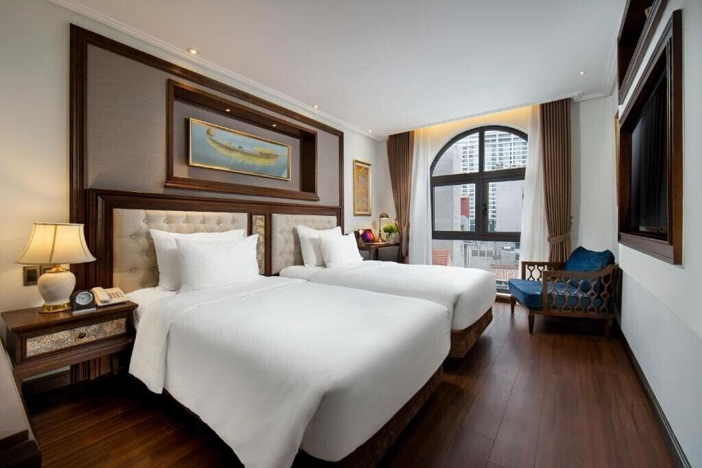 Изображение The Q Hotel 4*