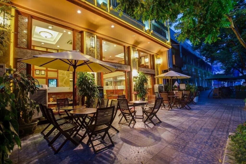 Отель Conifer Boutique Hotel 3*