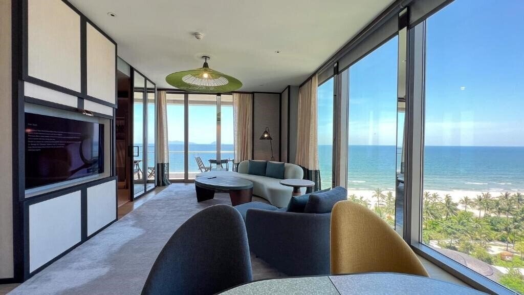 Изображение New World Hoiana Beach & Resort 5*