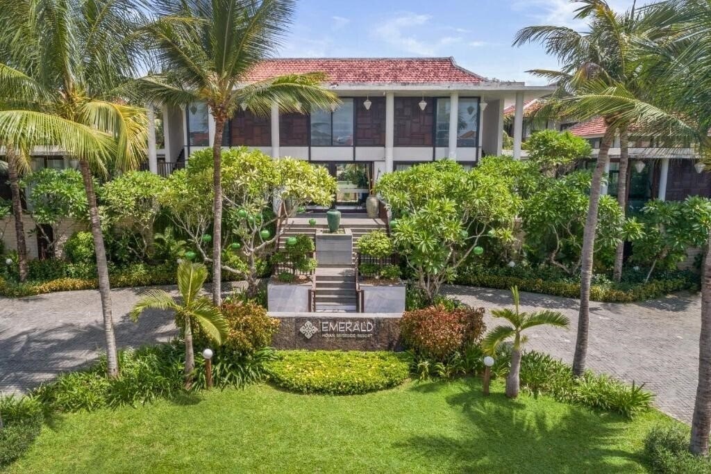 Фото Emerald Hoi An Riverside Resort 4*