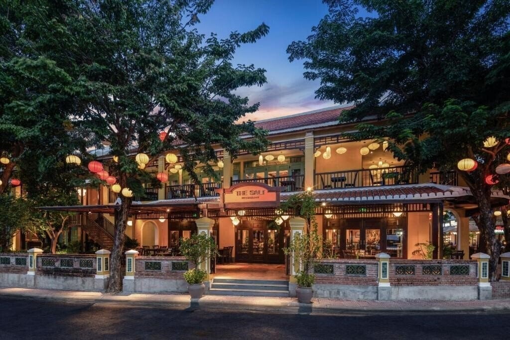 Отель The Signature Hoi An 5*
