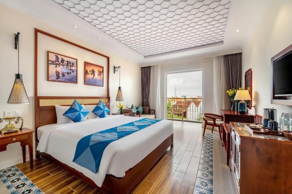 Отель Amina Lantana Hoi An 4*