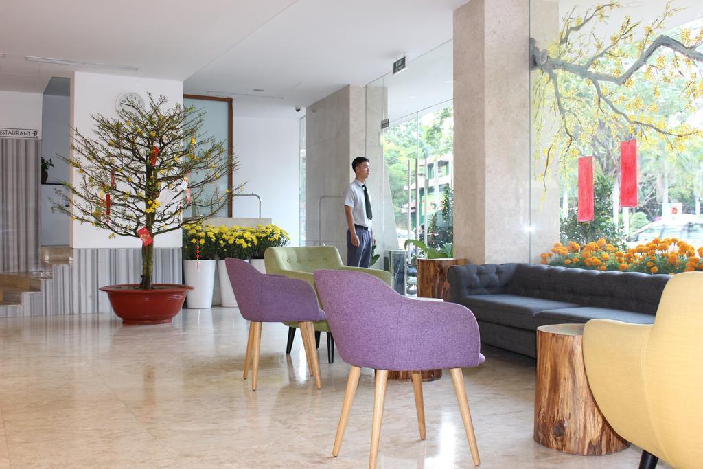 Отель Liberty Saigon Green View 3*