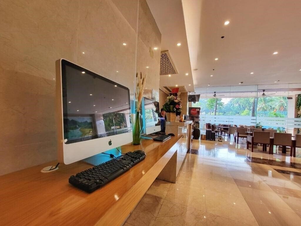 Фото Aristo Saigon Hotel 4*