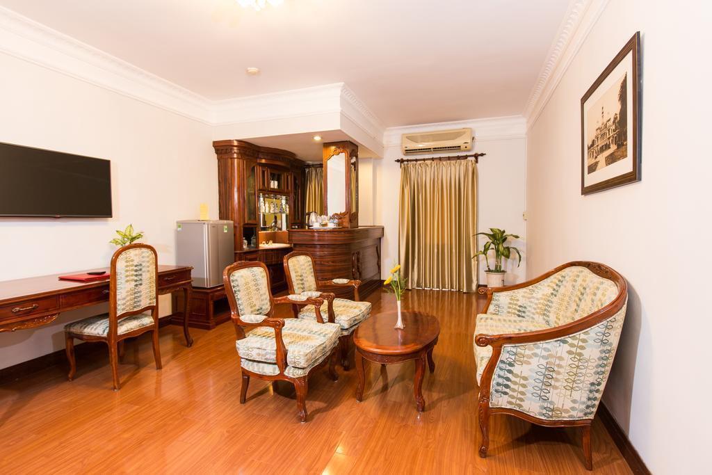 Картинка Renaissance Riverside 3*