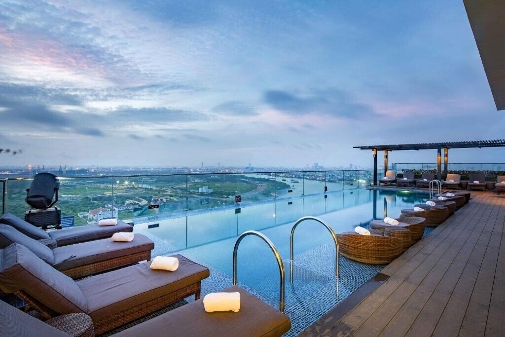 Отель Liberty Central Saigon Riverside 4*