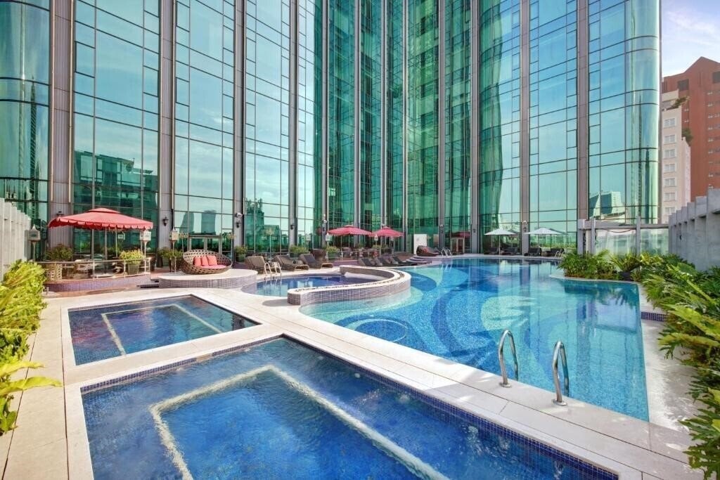 Отель The Reverie Saigon 5*