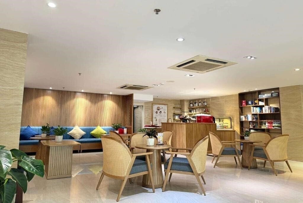 Изображение Ramada Encore By Wyndham Saigon 4*