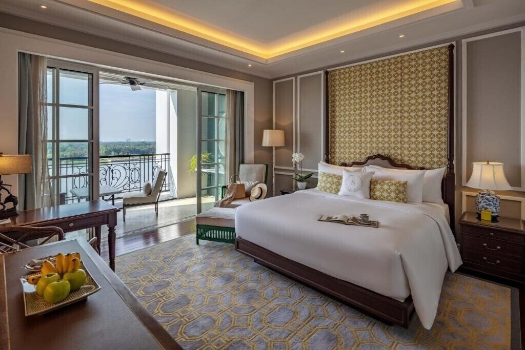 Отель Mia Saigon Luxury Boutique Hotel 5*