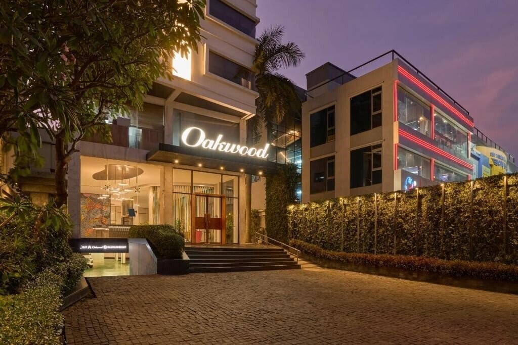 Фото Oakwood Apartments Ho Chi Minh City 3*