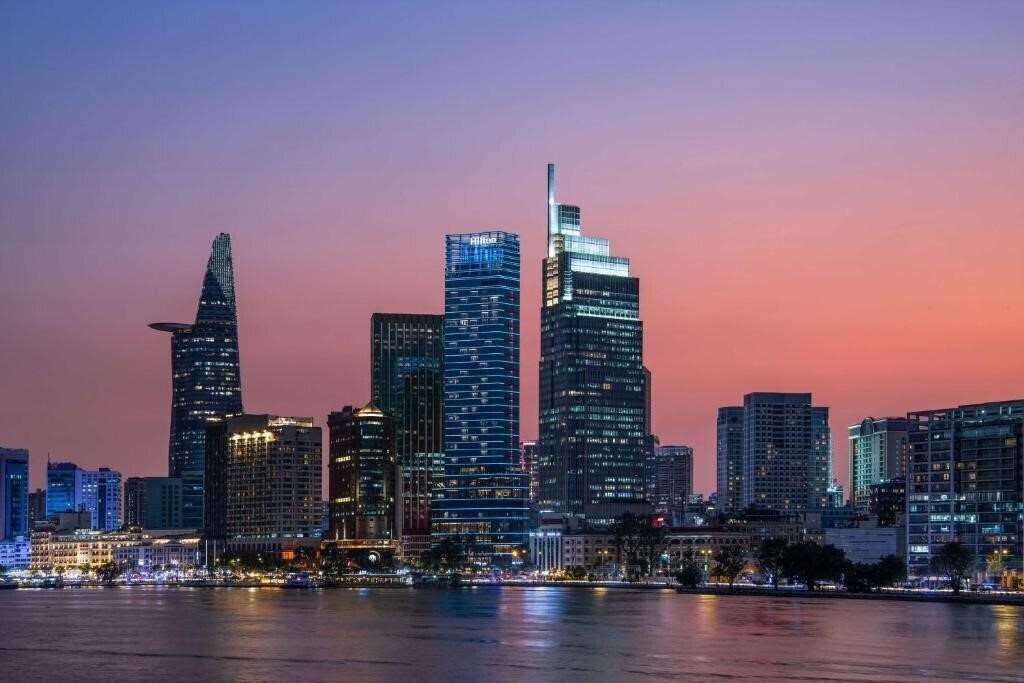 Отель Hilton Saigon 5*