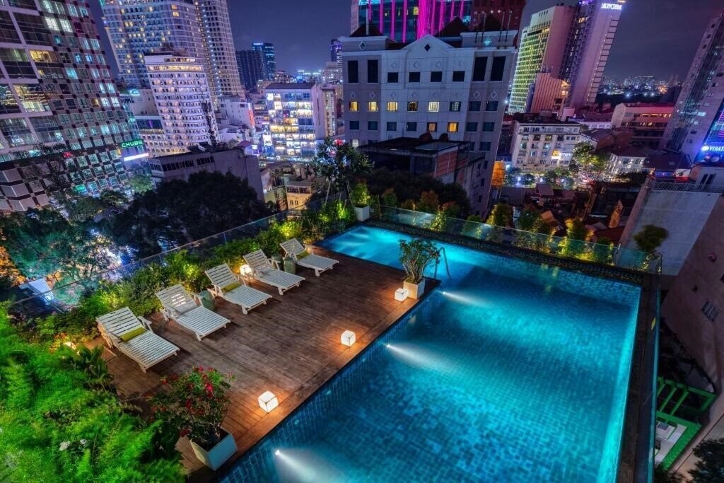 Фотография Au Lac Charner Hotel 4*