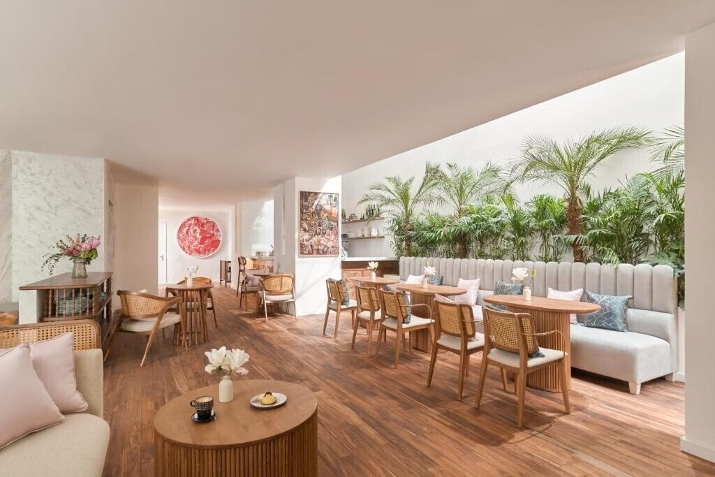 Фотография Silverland May Hotel 4*