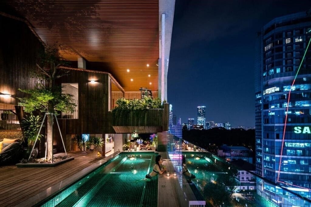 Отель Au Lac Legend Hotel 4*