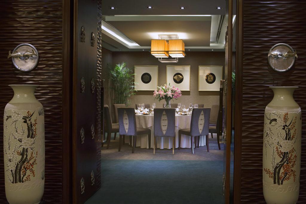 Картинка Sheraton Saigon Hotel & Towers 5*