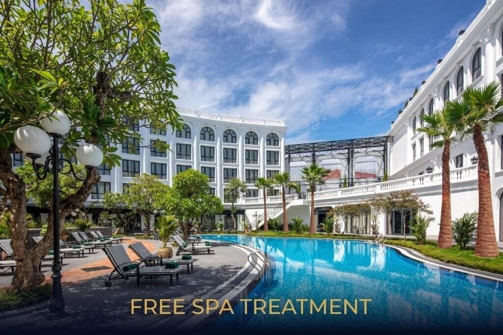Изображение Silk Path Grand Hue Hotel 5*