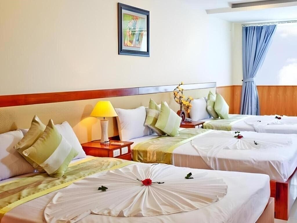 Фото Nhat Thanh Hotel 3*
