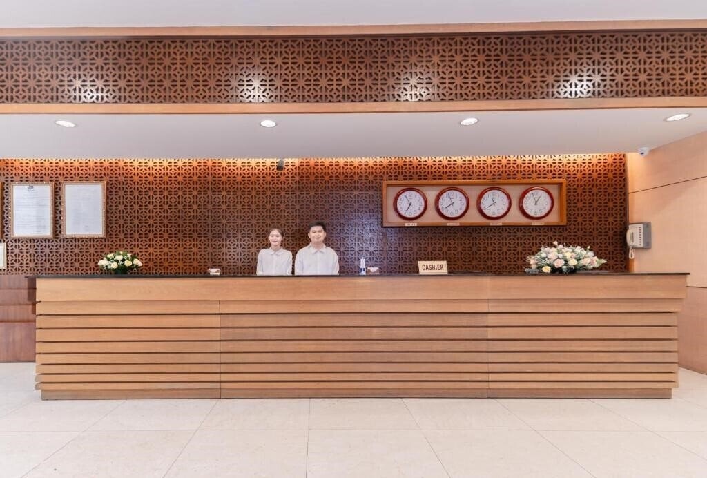 Фото Nhi Phi Hotel 3*