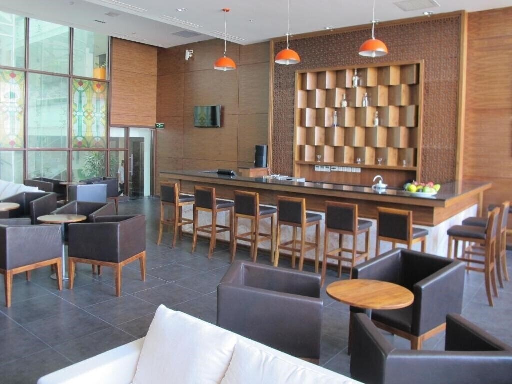 Изображение Nhi Phi Hotel 3*