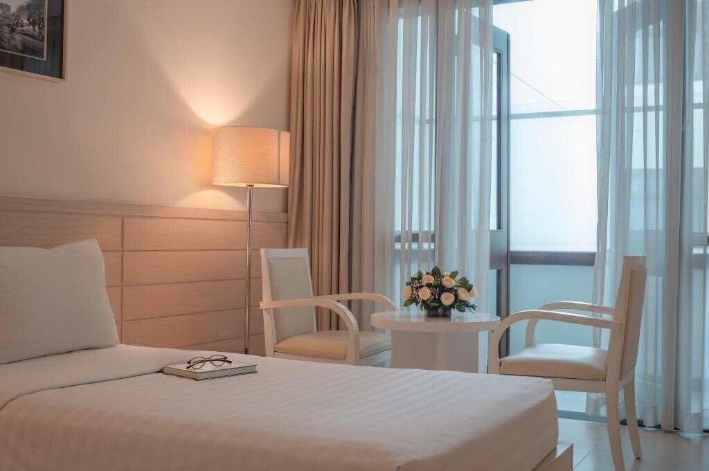 Изображение Nhi Phi Hotel 3*