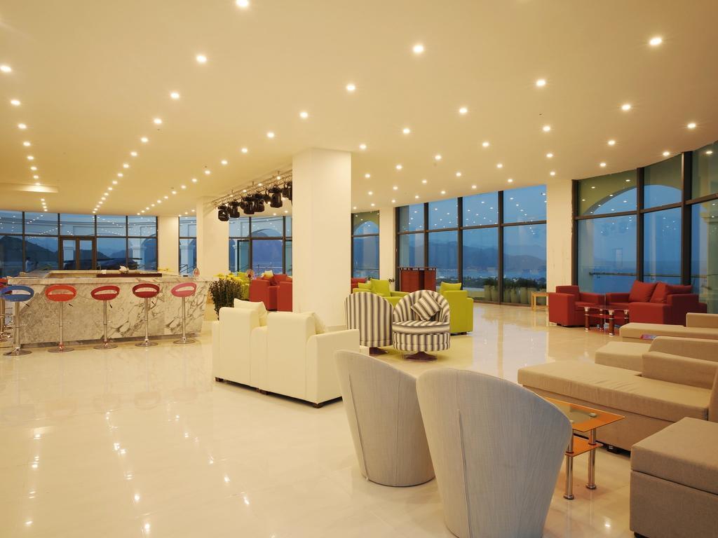 Фото Bavico International Hotel 4*