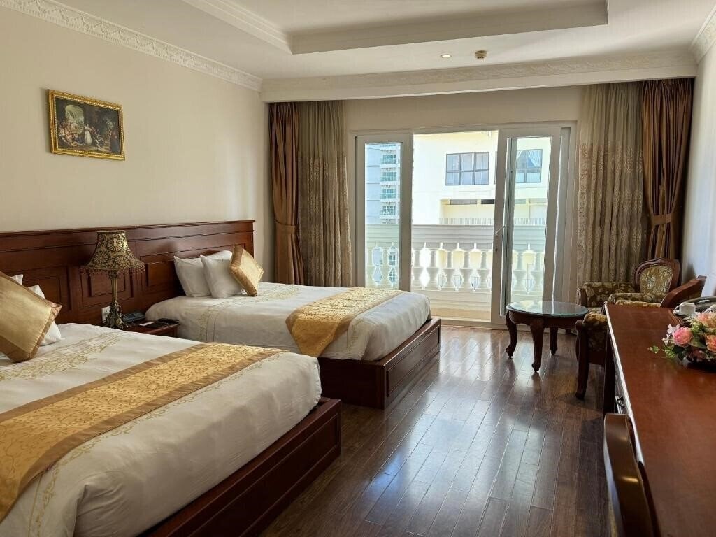 Отель Nha Trang Palace 4*