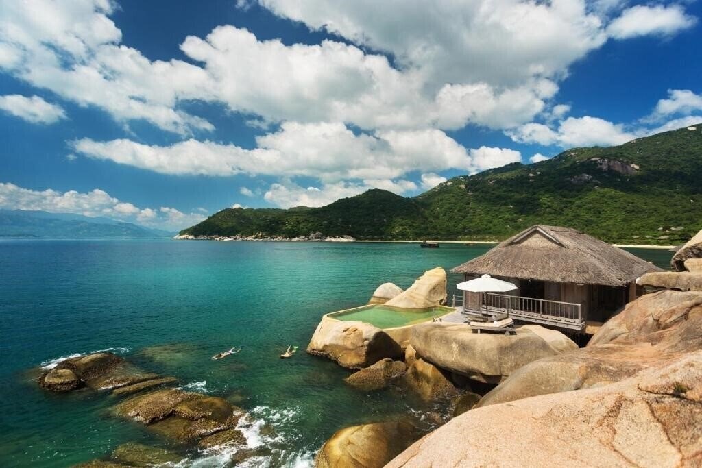 Отель Six Senses Hideway Ninh Van Bay 5*