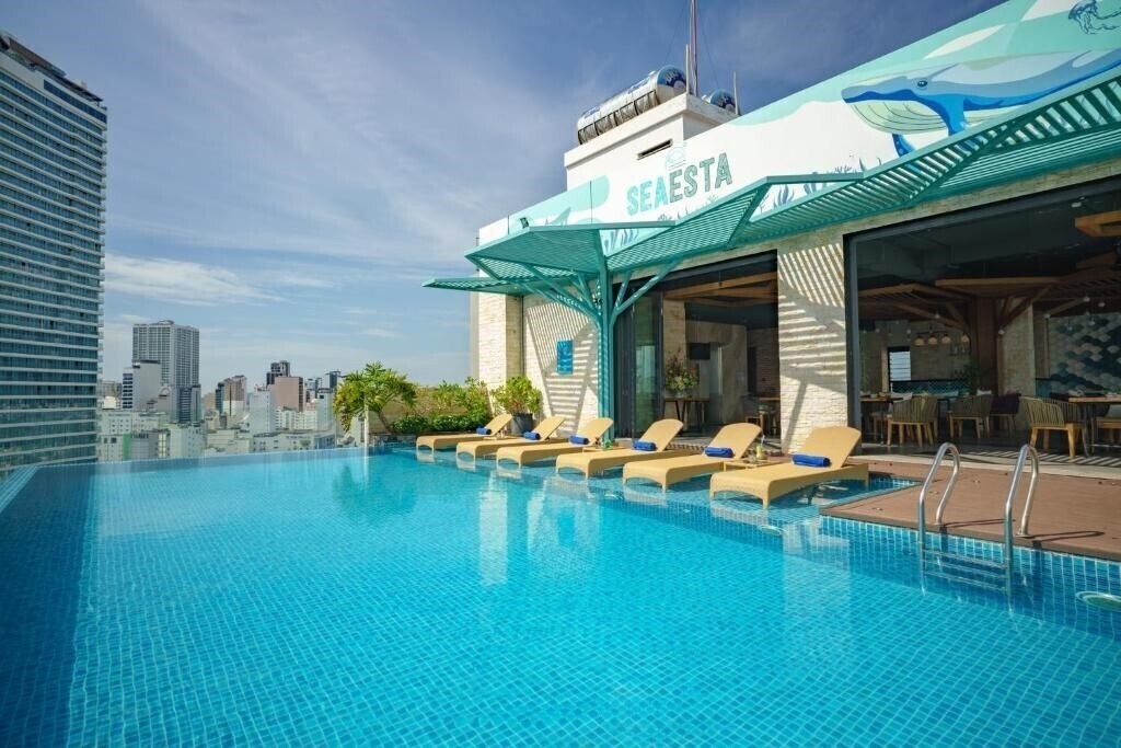 Отель Sen Viet Premium Hotel Nha Trang 4*