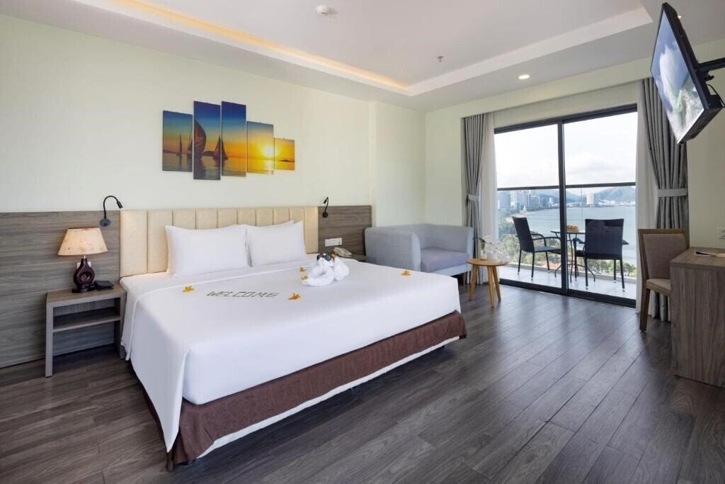 Отель Xavia Hotel 4*