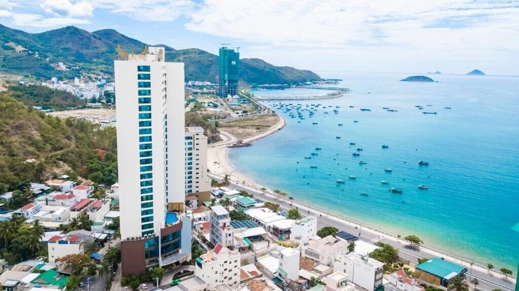 Отель Muong Thanh Grand Nha Trang Hotel 4*