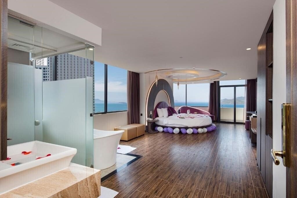 Картинка V Hotel 4*