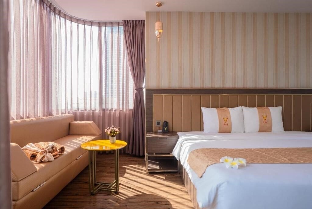 Фото V Hotel Nha Trang 4*