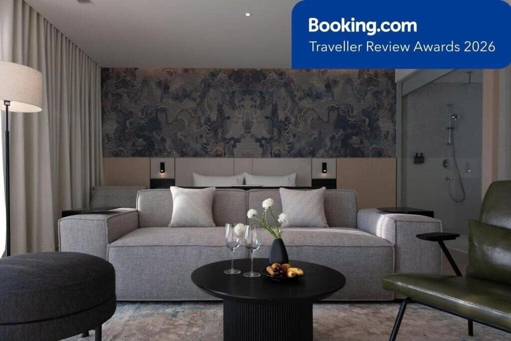 Отель December Hotel Nha Trang 4*