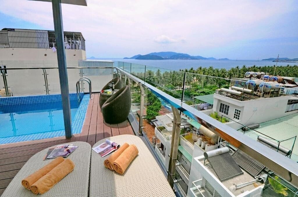 Отель Apollo Hotel (ex. Apollo Hotel Nha Trang Beach ) 3*