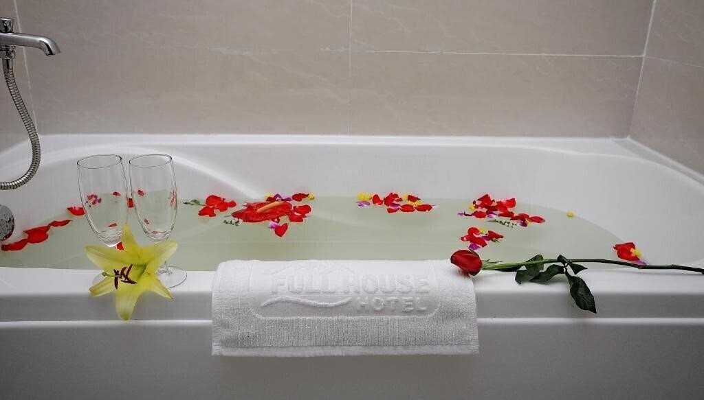 Фотография Full House Nha Trang Hotel 3*